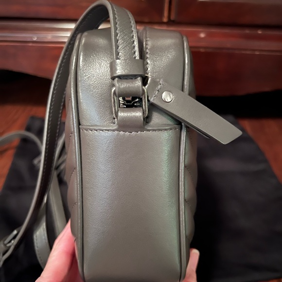 SOLD Lou Camera Bag - Picture 3 of 7